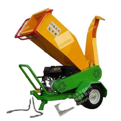 Wooden chipper factory offer cheap mobile trailer wood chipper 15HP for sale